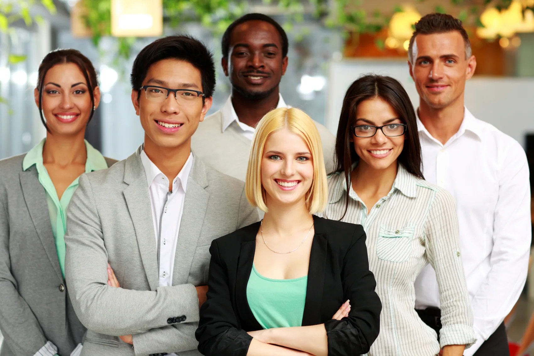 Fotolia_66387921_L mixed workers.jpg